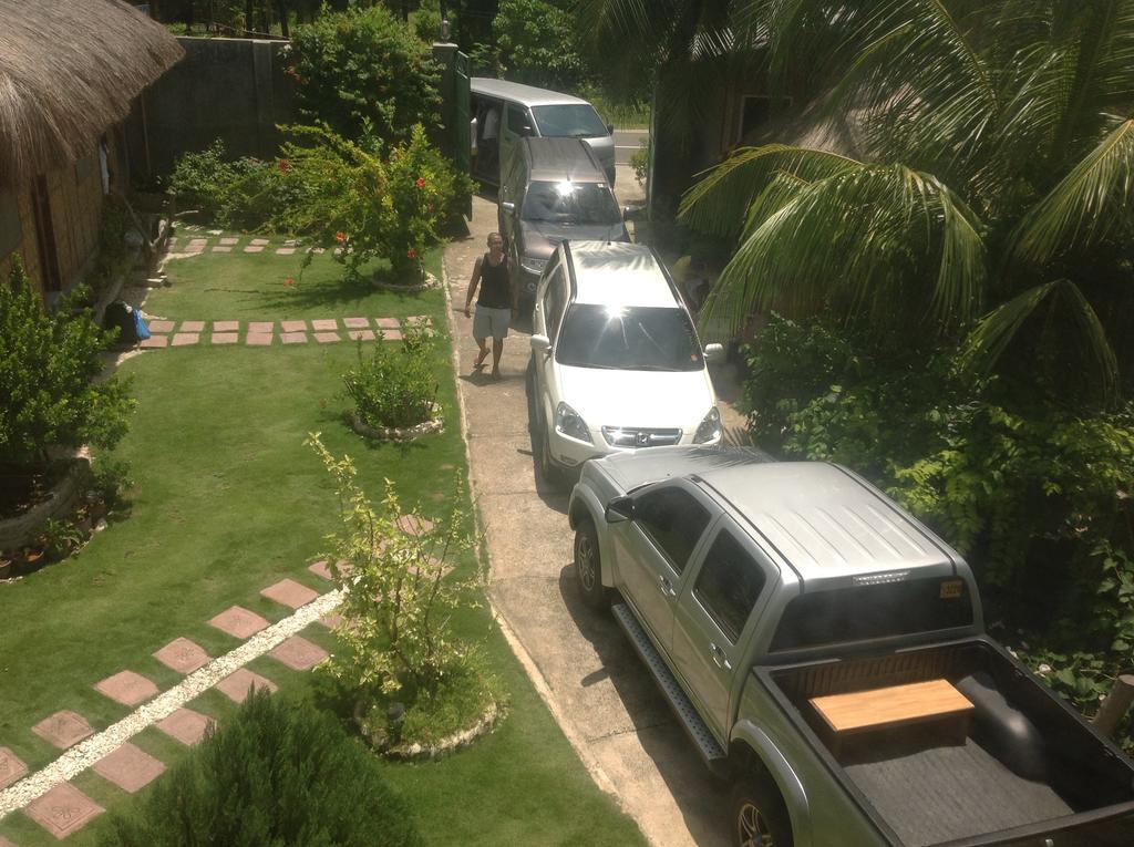 Oslob Garden Stay Beach Resort エクステリア 写真