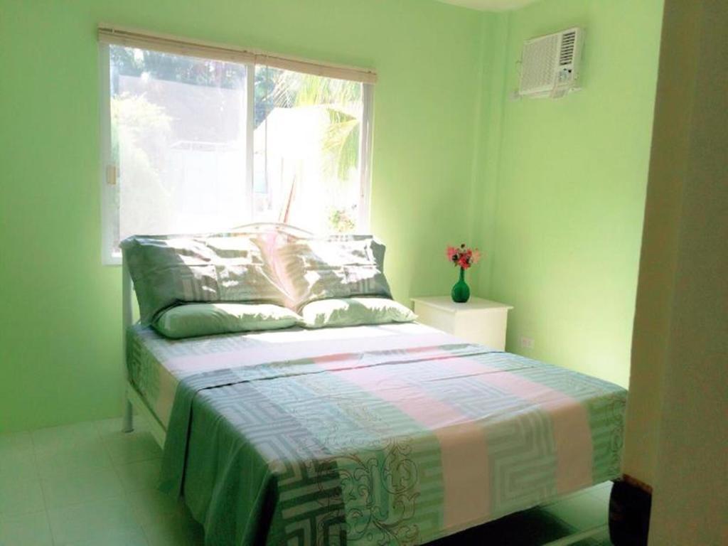 Oslob Garden Stay Beach Resort エクステリア 写真